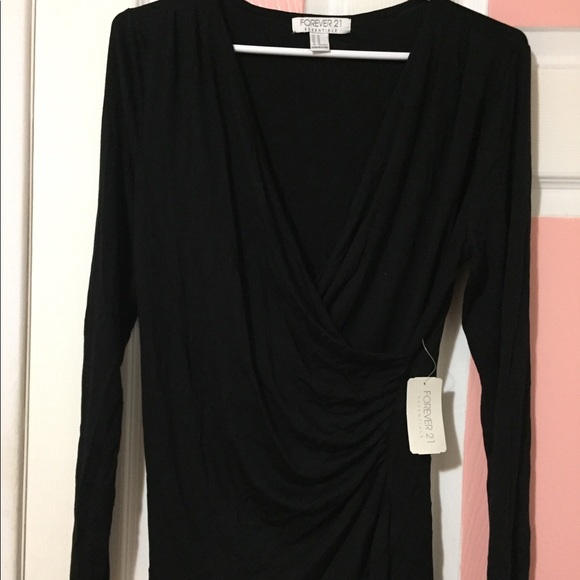 3/$30 Forever 21 dressy blouse - Picture 1 of 2